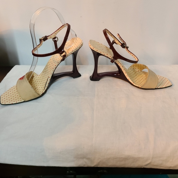 Prada Heel Sandals - Picture 4 of 16